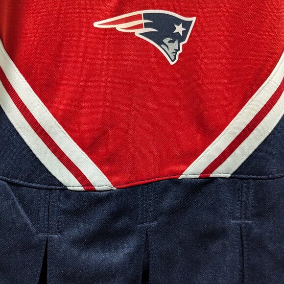 New England Patriots - Cheerleading Uniform (Size 2T) - Picture 4 of 7